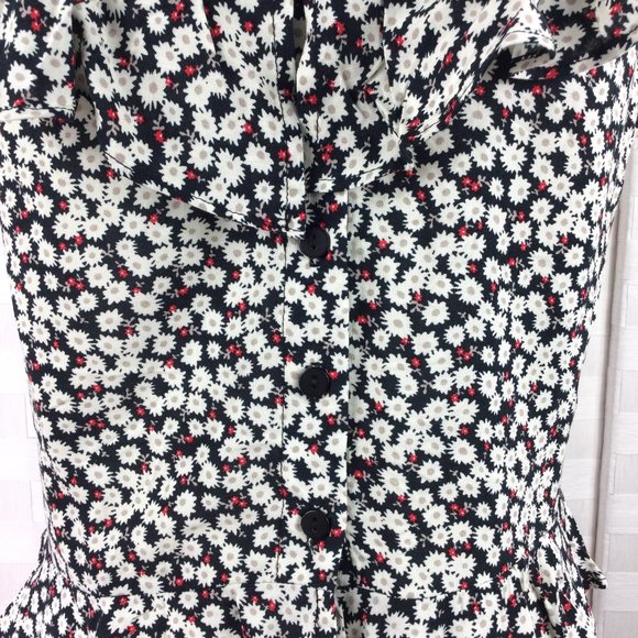 Nordstrom's Good Luck Gem Floral Ruffled Top, Med - Picture 11 of 12